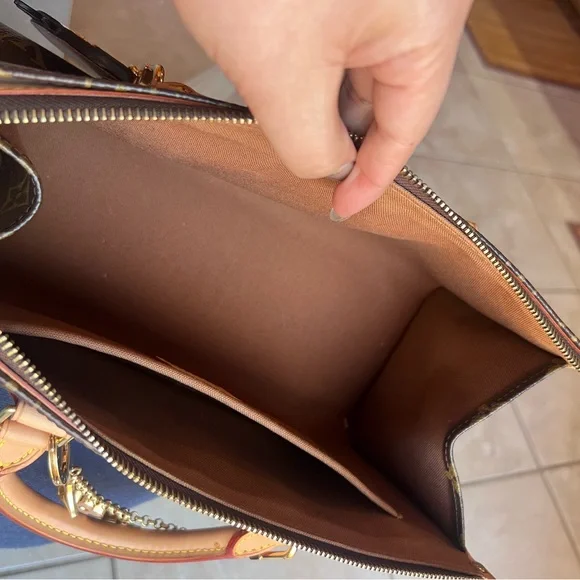 SOLD Louis Vuitton Popincourt Monogram Top Handle Handbag - Picture 11 of 15